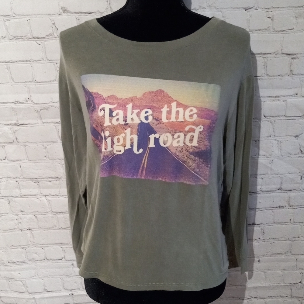 Originality small soft long sleeve top